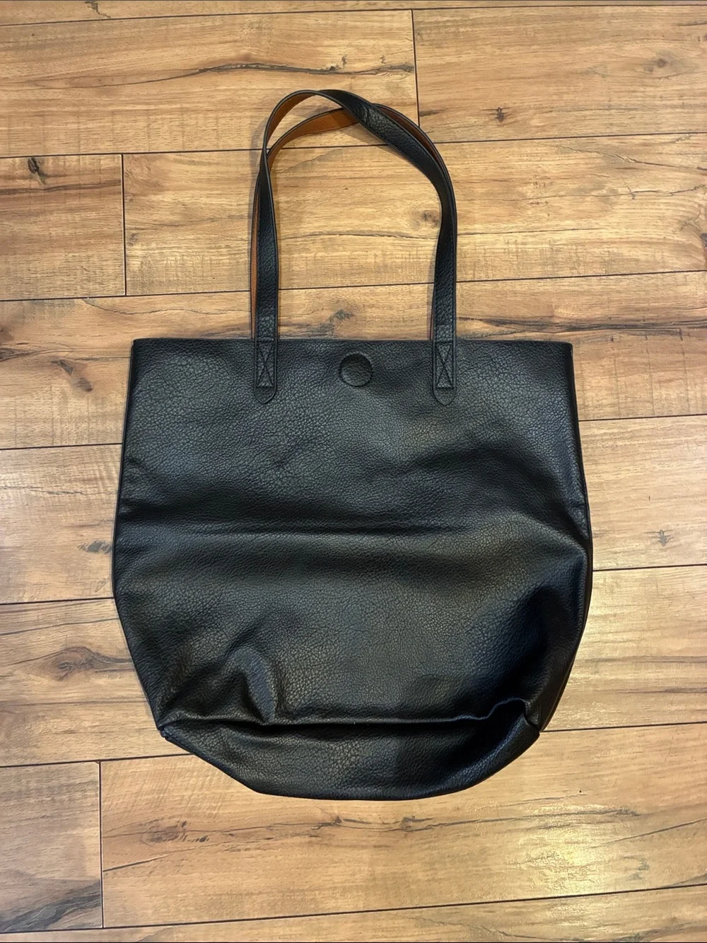 Classic Black Pleather Tote Bag with Front Pocket